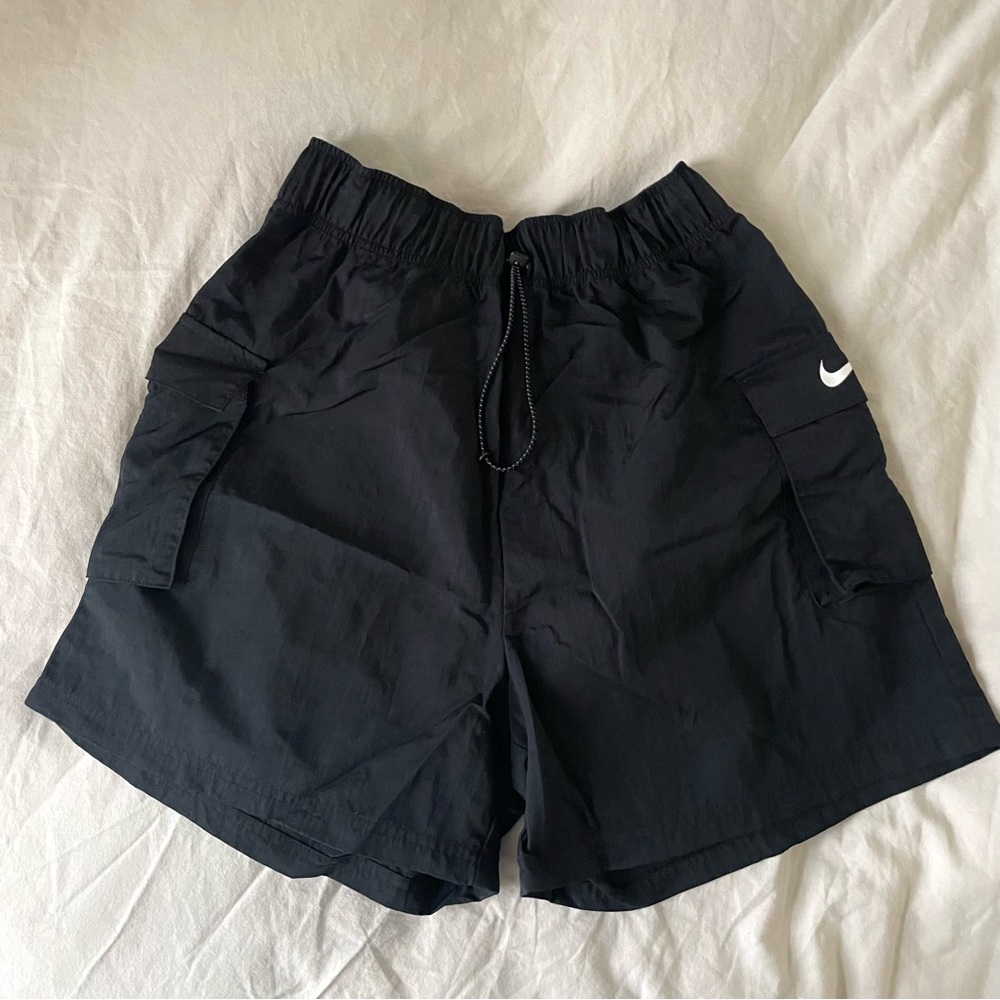 nike black cargo shorts
